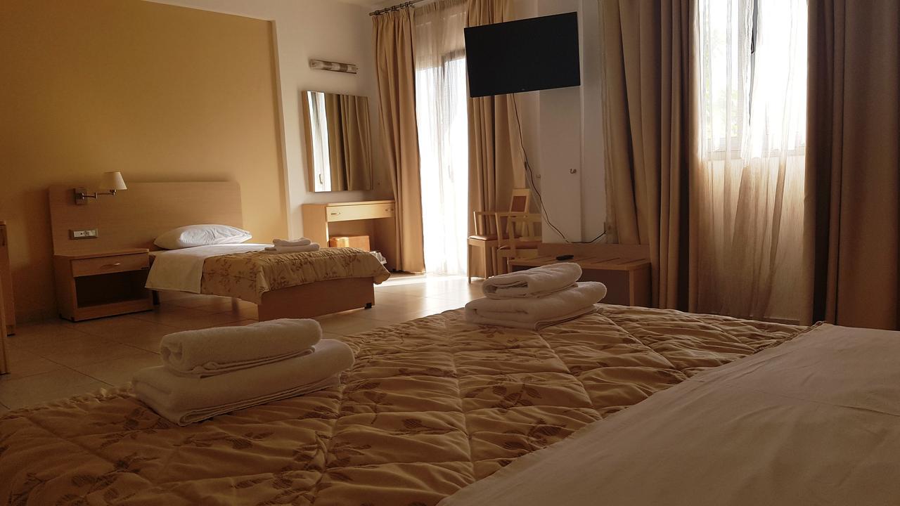 Ostria Hotel Kakovatos Beach Zaharo Dış mekan fotoğraf